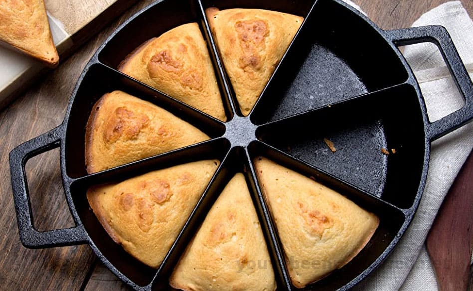 Hot cornbread right out of the oven
